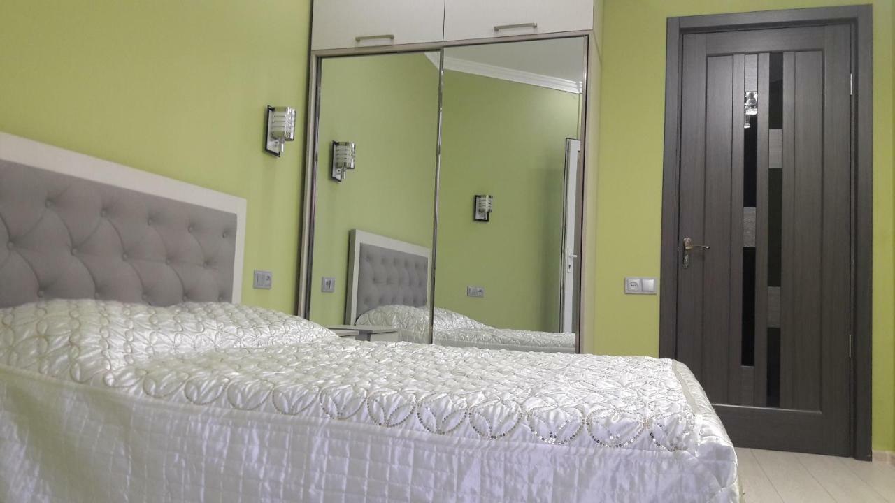 E-Home バトゥーミ エクステリア 写真